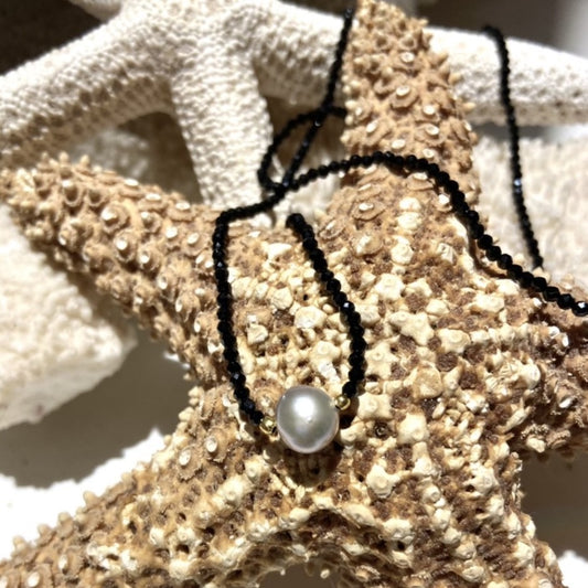 Dainty Black Spinel Gemstone Necklace with Grey Pearl Drop 18