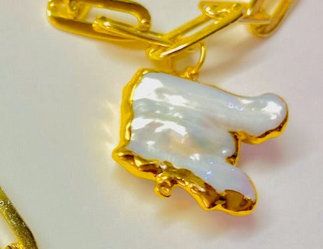 Classic "With a Twist" 18k Gold-Filled Chain Necklace with Keshi Pearl Pendant