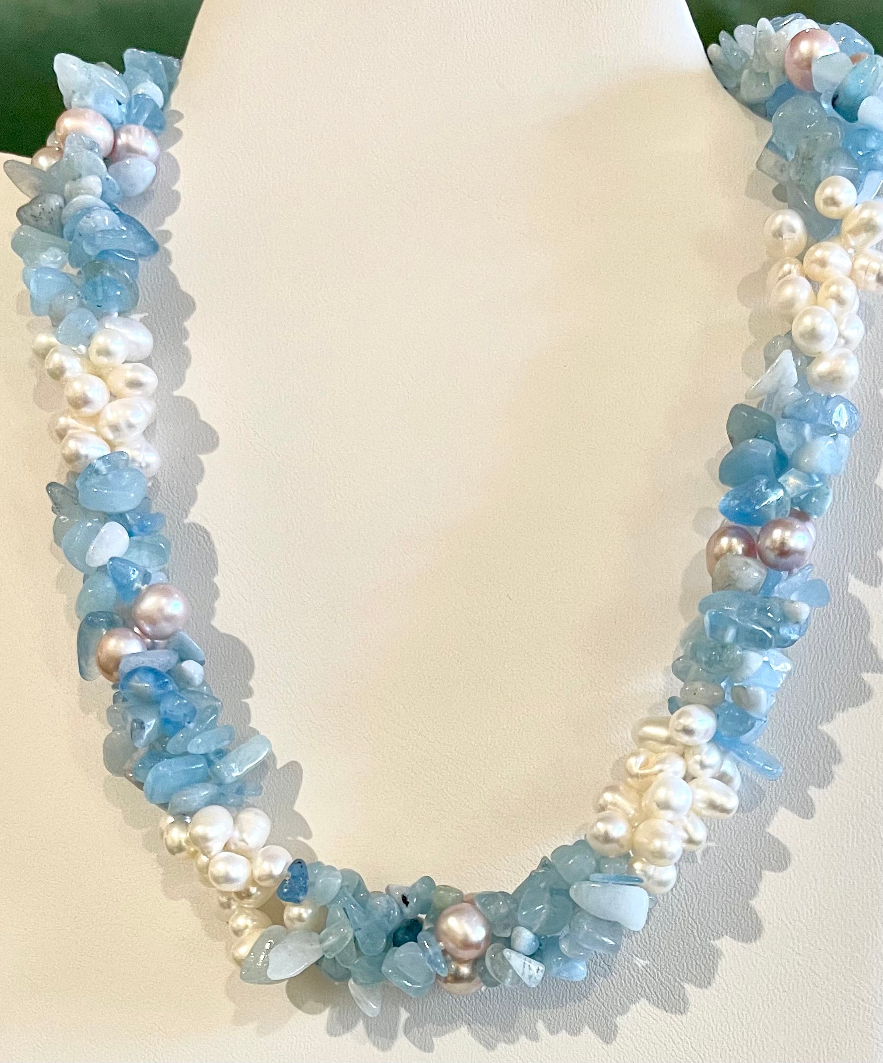 Beautiful Blue Bead Jewelry Ideas