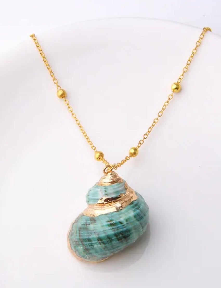 Summer Natural Sea Shell Pendant Necklace