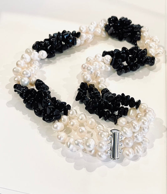 Triple-Strand Black Onyx & Freshwater Pearls Gemstone Statement Necklace 19