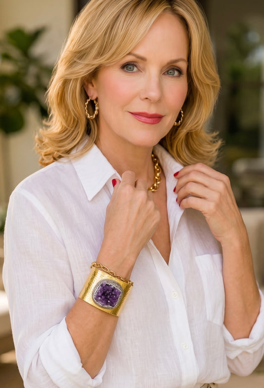Capri Amethyst Druzy Cuff Bracelet – Hammered 18k Gold Statement Bracelet