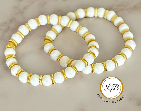 White Alabaster and Gold Beaded Bracelet