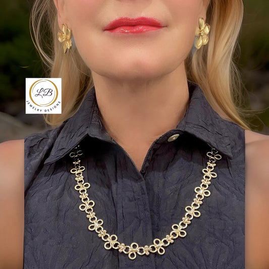 Elegant 18k Gold-Filled Clover Chain Statement Necklace 18”, 20”, 22”
