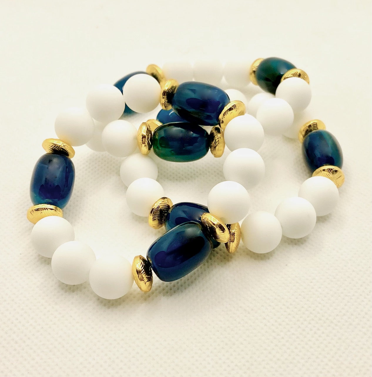 White Alabaster and Blue Apatite Gemstones Bracelet