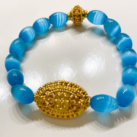 Lovely Sky Blue Mexican Fire Opal Bracelet with 18k Gold Vermeil Filigree Center