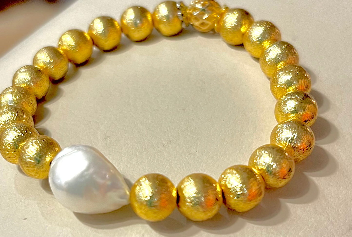 Brushed Gold Vermeil Beaded Bracelet with a Freshwater Baroque Pearl