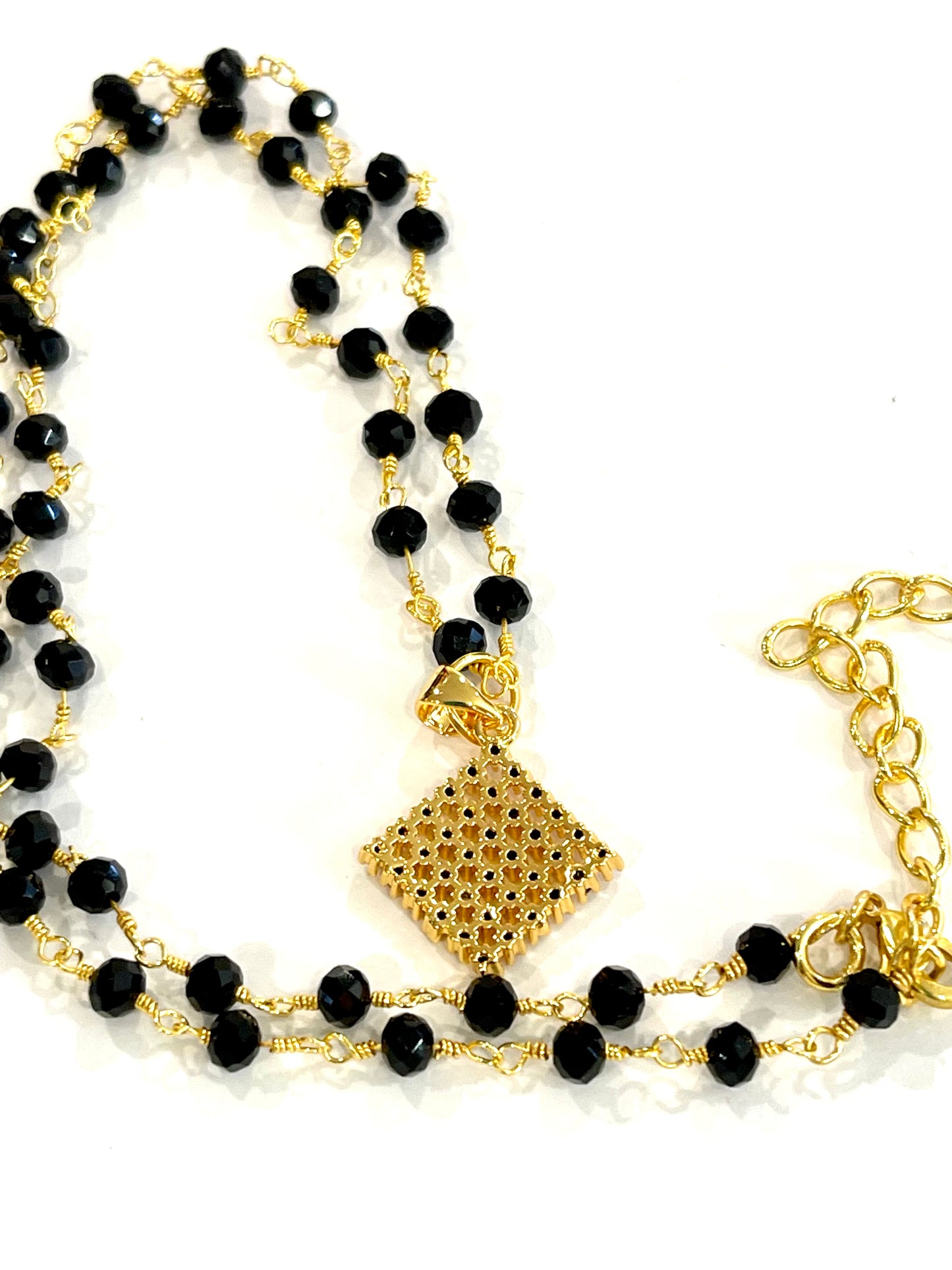 Dainty Black Onyx Gold Chain Necklace with Onyx Pendant 18"
