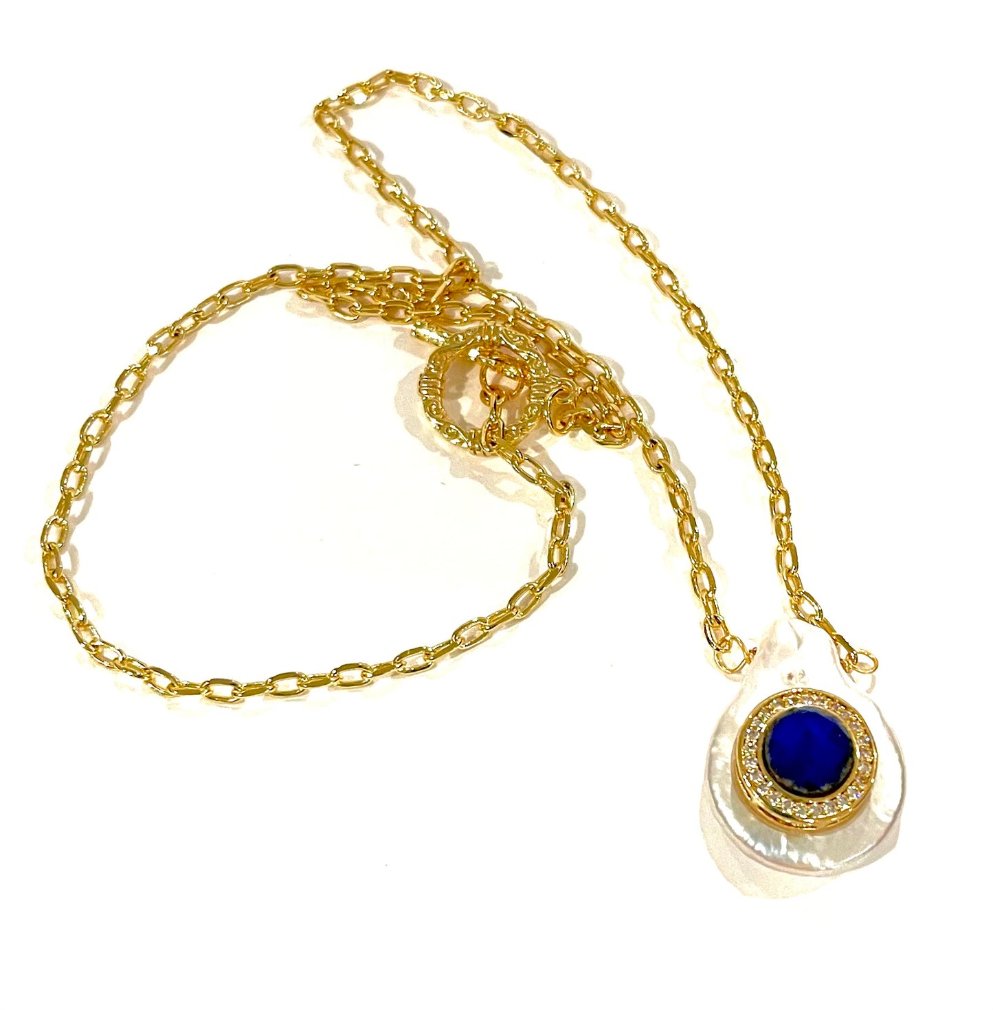 White Coin Pearl & Lapis Lazuli Pendant Gold Chain Necklace 18”
