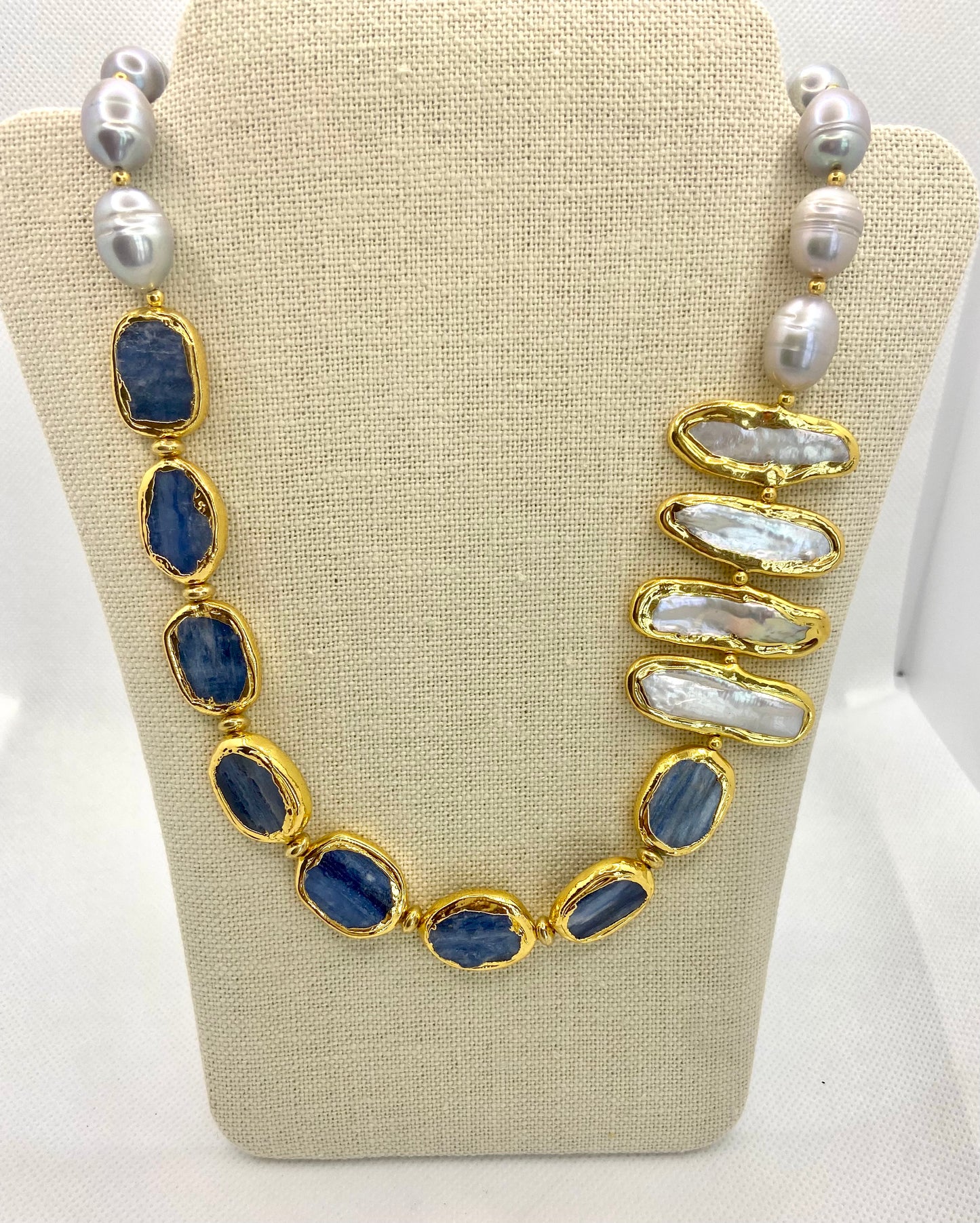 Distinctive Blue Kyanite & Pearl Gemstones Statement Necklace and Earrings Set 24”