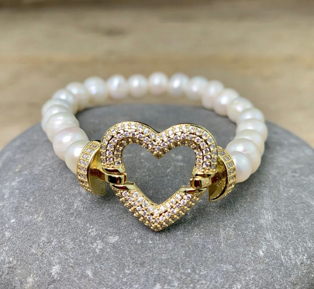 Petite Freshwater Baroque Pearl and Gold Heart Pave Gemstone Bracelet