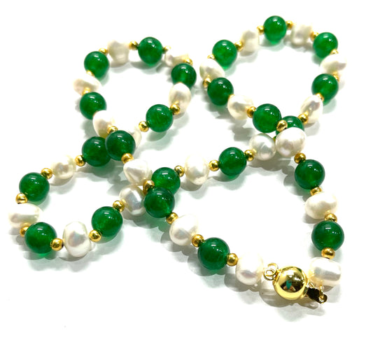 Green Onyx and Freshwater Pearl Gemstone Necklace 18”