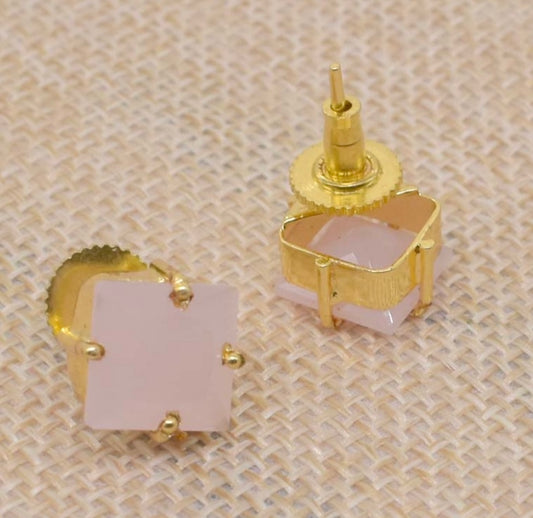 Diamond-Shaped Rose Quartz Gemstone Stud Earrings 1