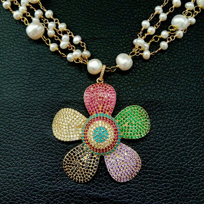 Eyecatching Freshwater Pearl Flower Pendant Gold Statement Necklace 24"