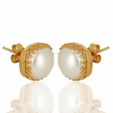 Stunning 24k Gold Plated Freshwater Pearl Stud Earrings in a Crown Design